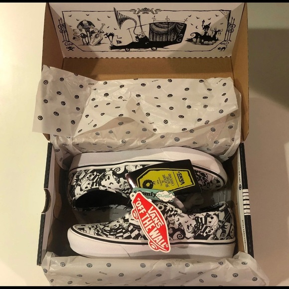 Vans x Nightmare Before Christmas Comfycush Vans - Picture 4 of 8